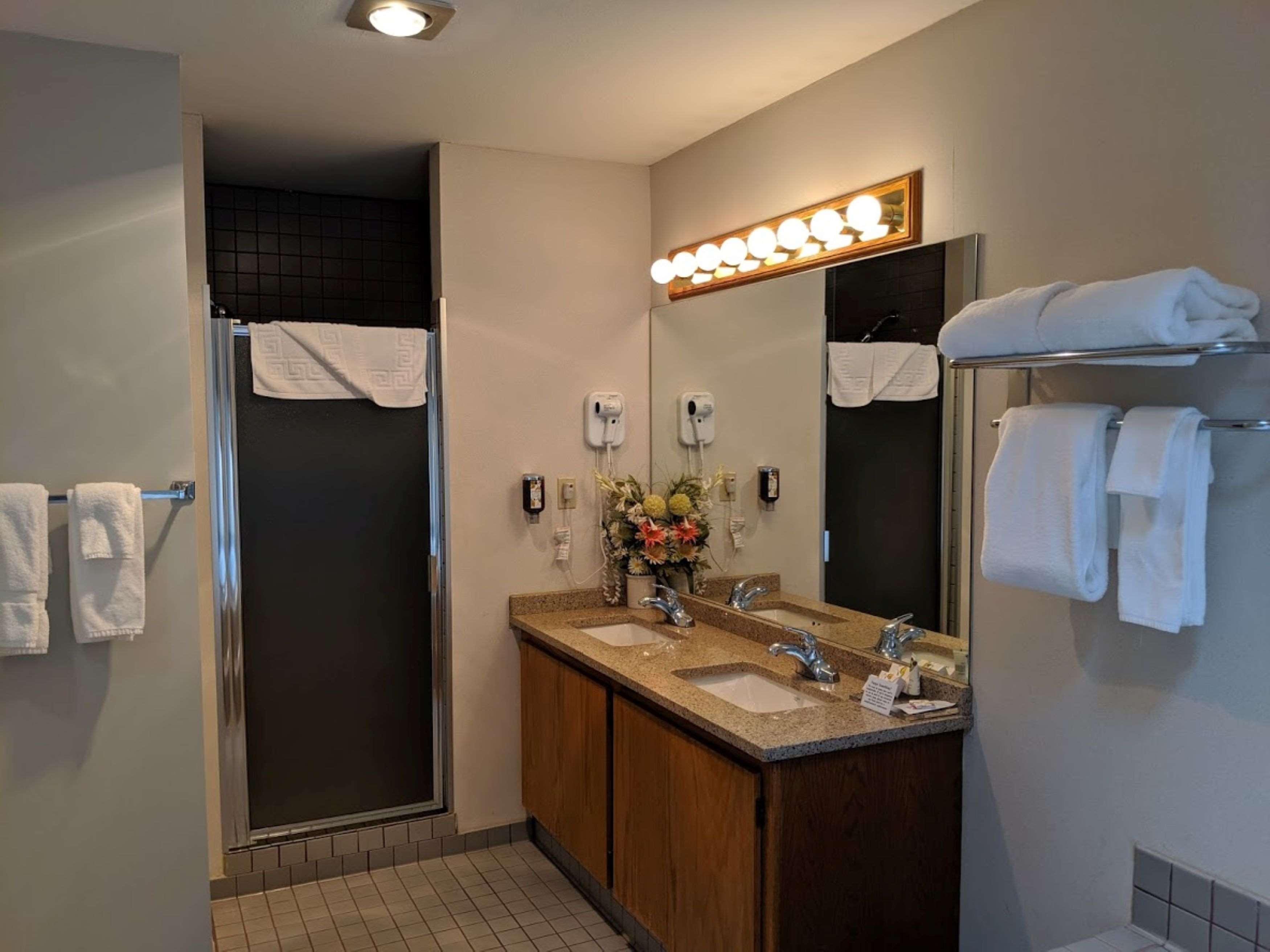Best Western Premier Ashton Suites - Willowbrook Houston Extérieur photo