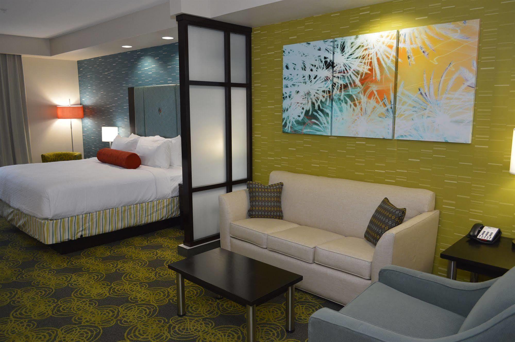 Best Western Premier Ashton Suites - Willowbrook Houston Extérieur photo